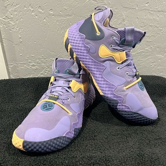🔥🏀 ADIDAS Harden Vol. 6 Lilac Basketball Men Size 11 - PERFECT Condition - Picture 1 of 13